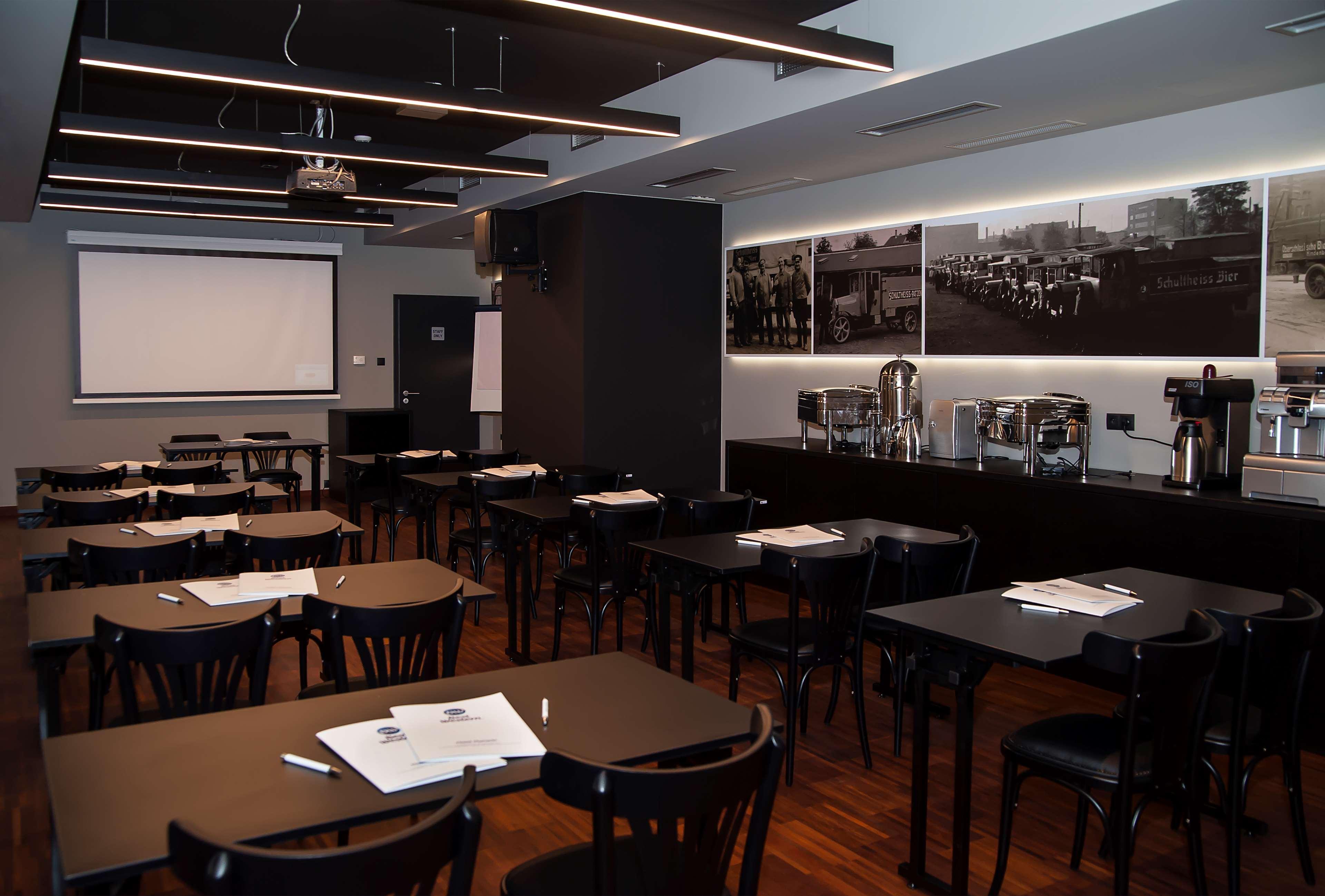 Best Western Hotel Mariacki Катовице Екстериор снимка