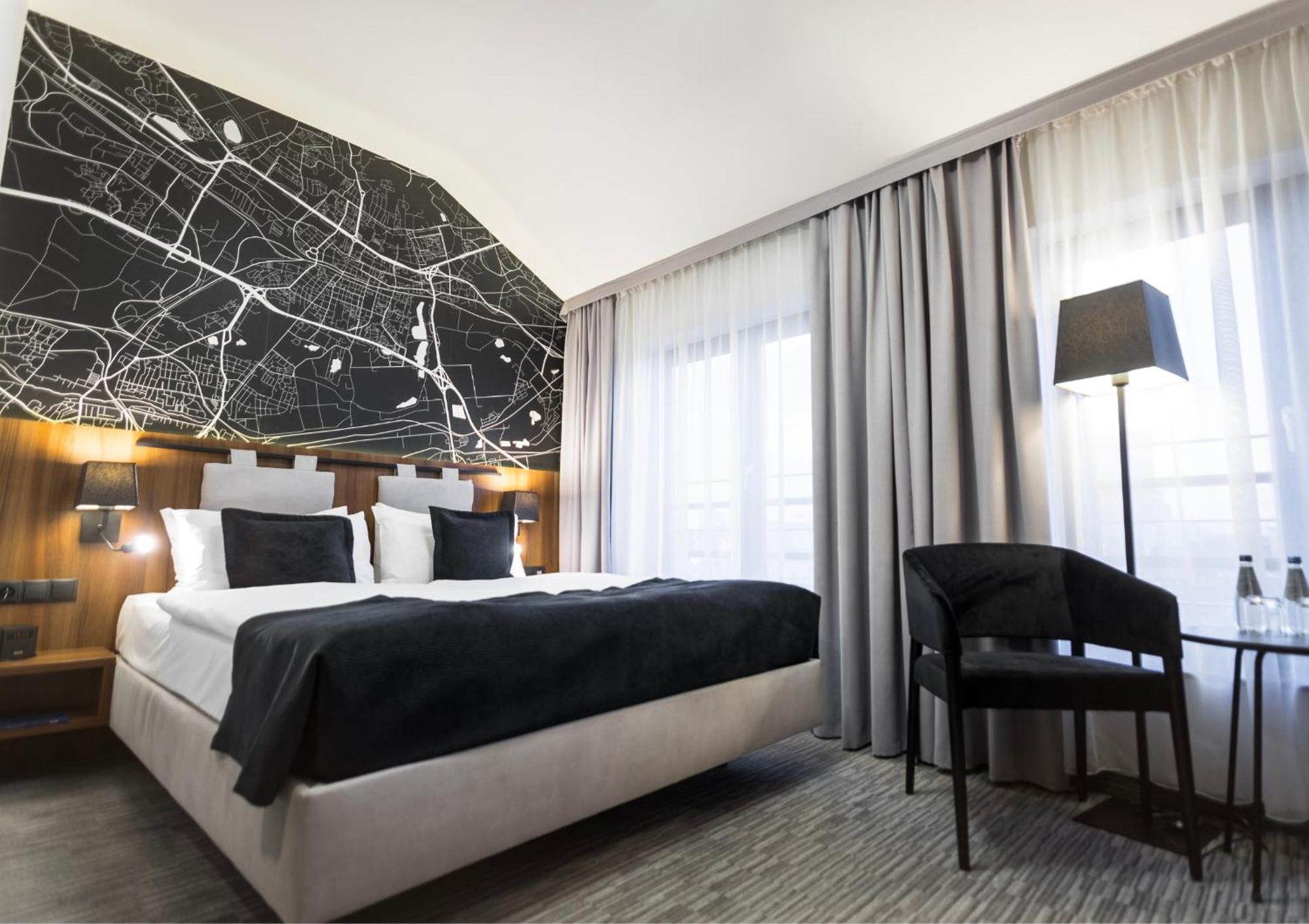 Best Western Hotel Mariacki Катовице Стая снимка
